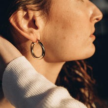 Gold Bold Hoops 30-50 mm