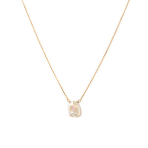 Petal Pearl Necklace