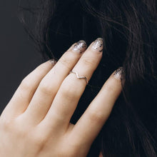 Sterling Silver Midi Chevron Ring