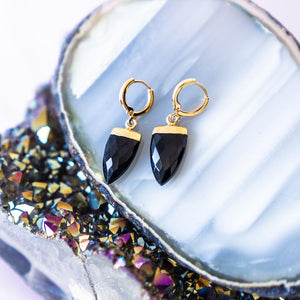 Black Onyx Teardrop Gemstone Huggies For Stability