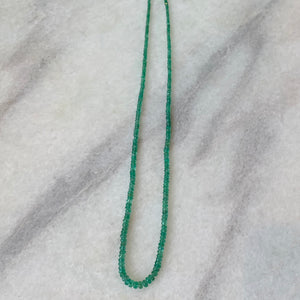 Graduated Natural Emerald Strand