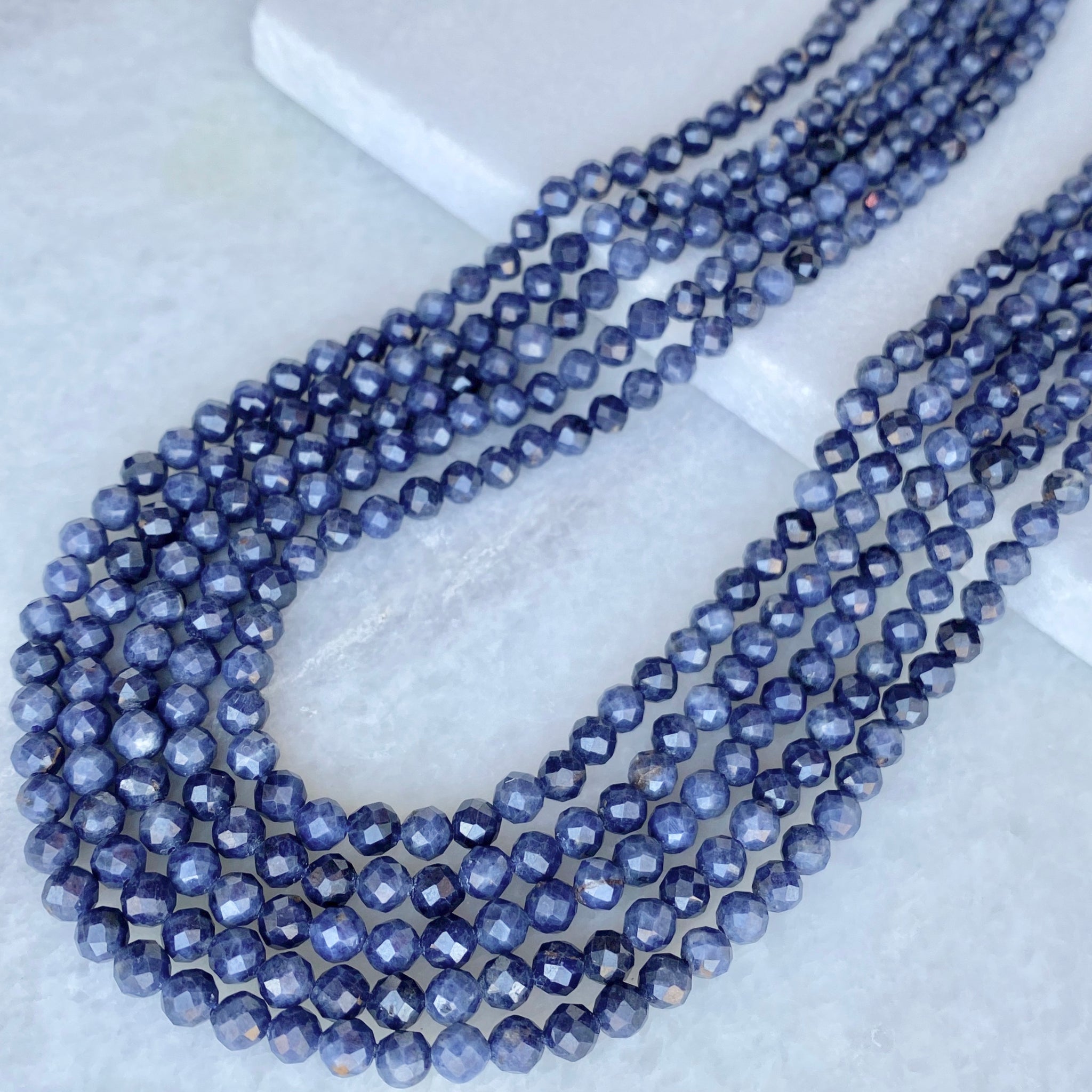 Faceted Sapphire Bead Strand 4mm – Beadniks Chicago