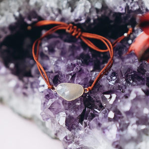 Grey Sapphire Gemstone Bracelet For Focus